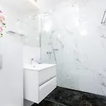Business Grzybowska By Vaya Apartmán