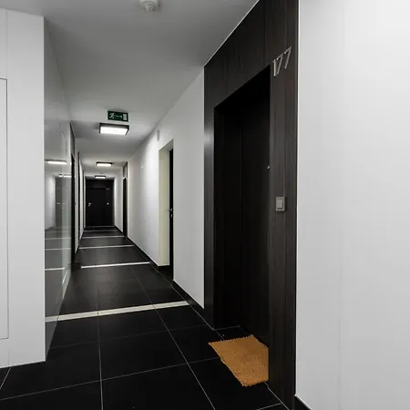 Apartman Business Grzybowska By Vaya Varsó
