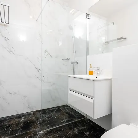 Business Grzybowska By Vaya